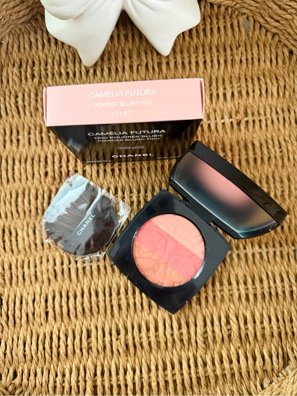 CHANEL Camélia Futura Powder Blush Trio - Coral & Pink